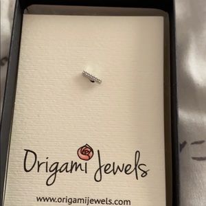 CZ Bar Belly Ring. Bar gauge- length 16g 6mm.